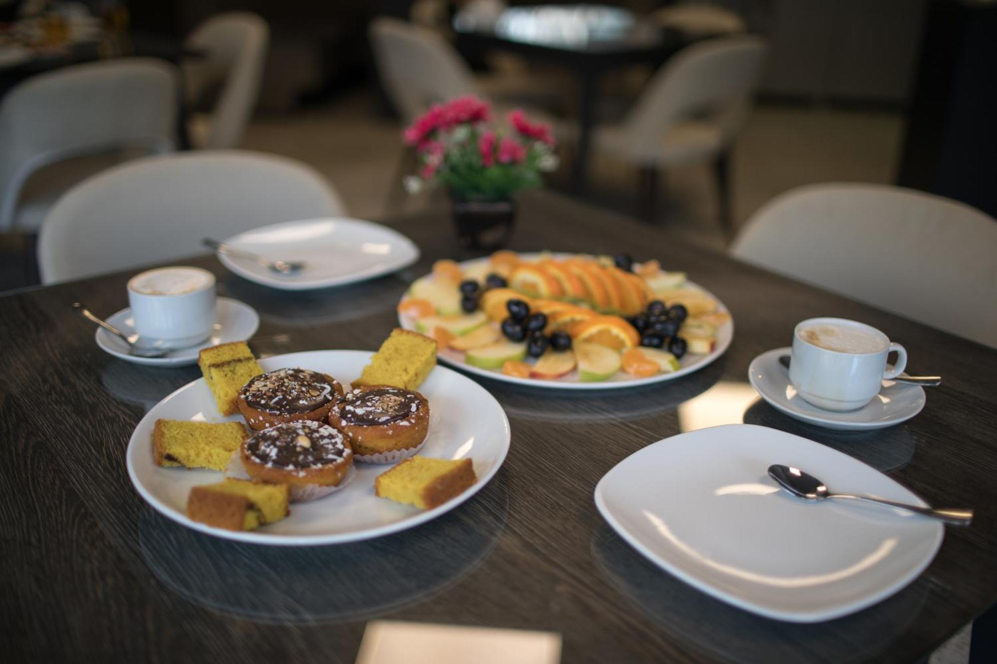 Dondar Hotel Formula 1 View 巴库 外观 照片
